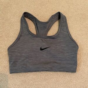 |SOLD| Nike Women's Heathered Gray Sports Bra